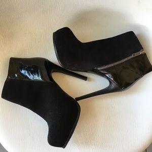 Bakers platform bootie