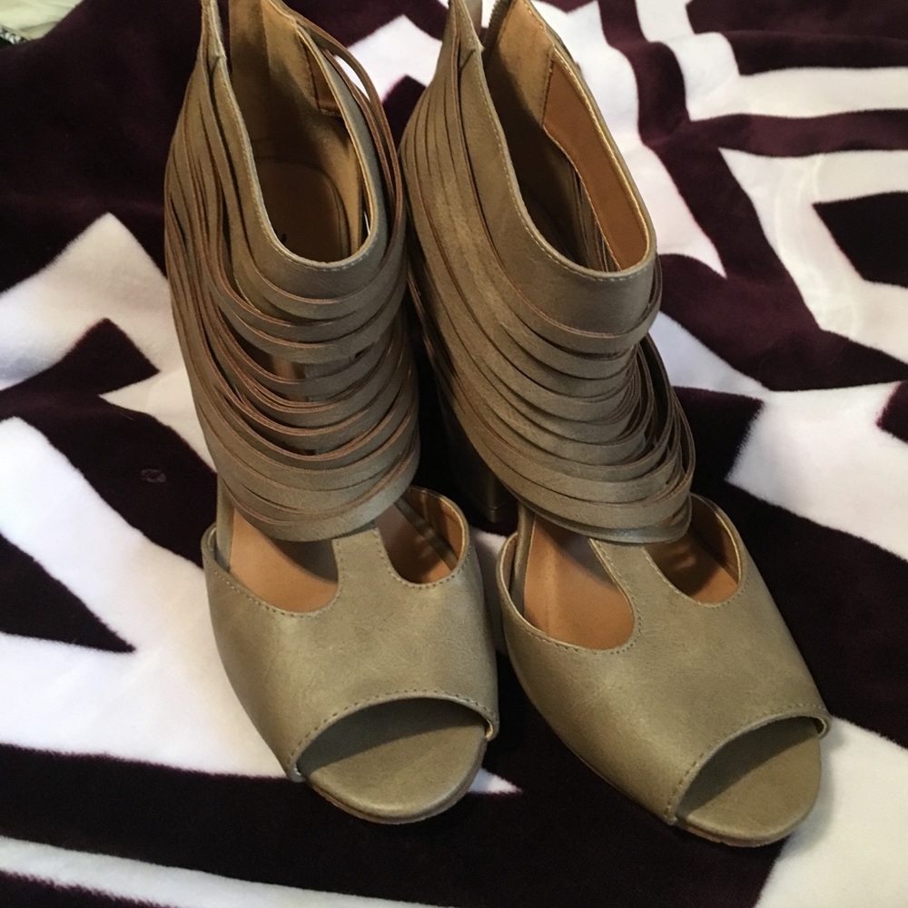 buckle heels