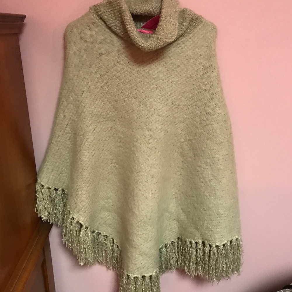 NWT Betsey Johnson Poncho
