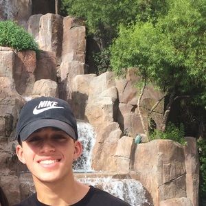 Meet your Posher, Matthew