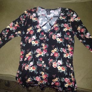 Rose V cut with X shape shirt