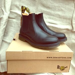 Dr. Martens Chelsea boot, black, smooth, women's 9