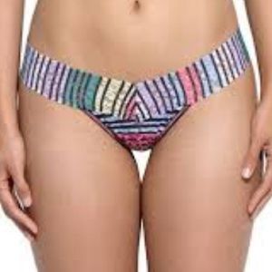 (2) NWT Hanky Panky Low Rise Thongs