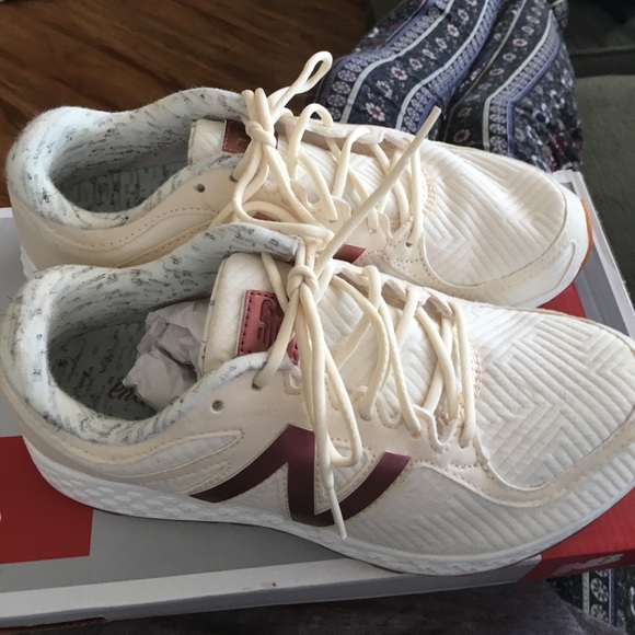 Women's sneakers, new blanace's name: WLZANTAC - Picture 2 of 3