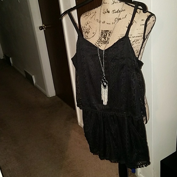 Cute Romper - Picture 2 of 5