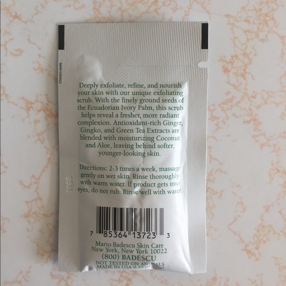 Kiehls and Mario badescu travel cleanser kit - Picture 5 of 5