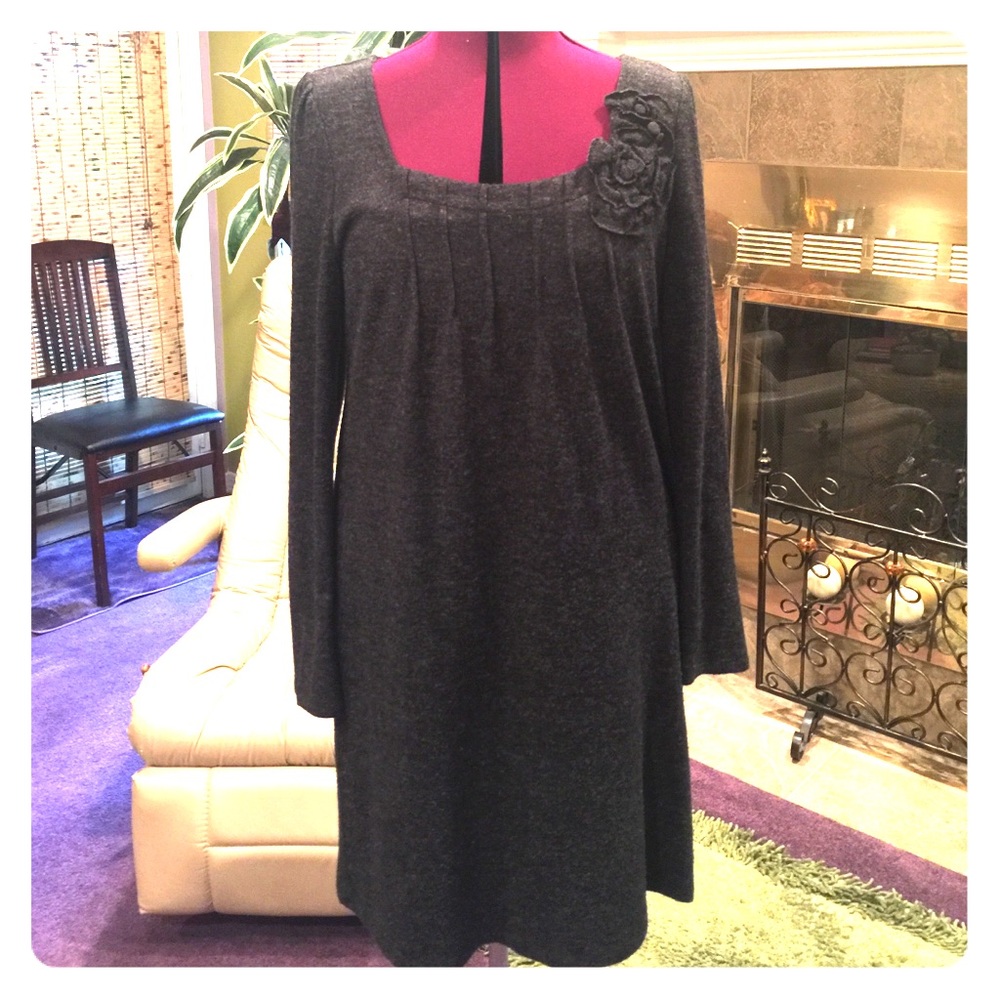 Dark gray dress, sweater-like fabric