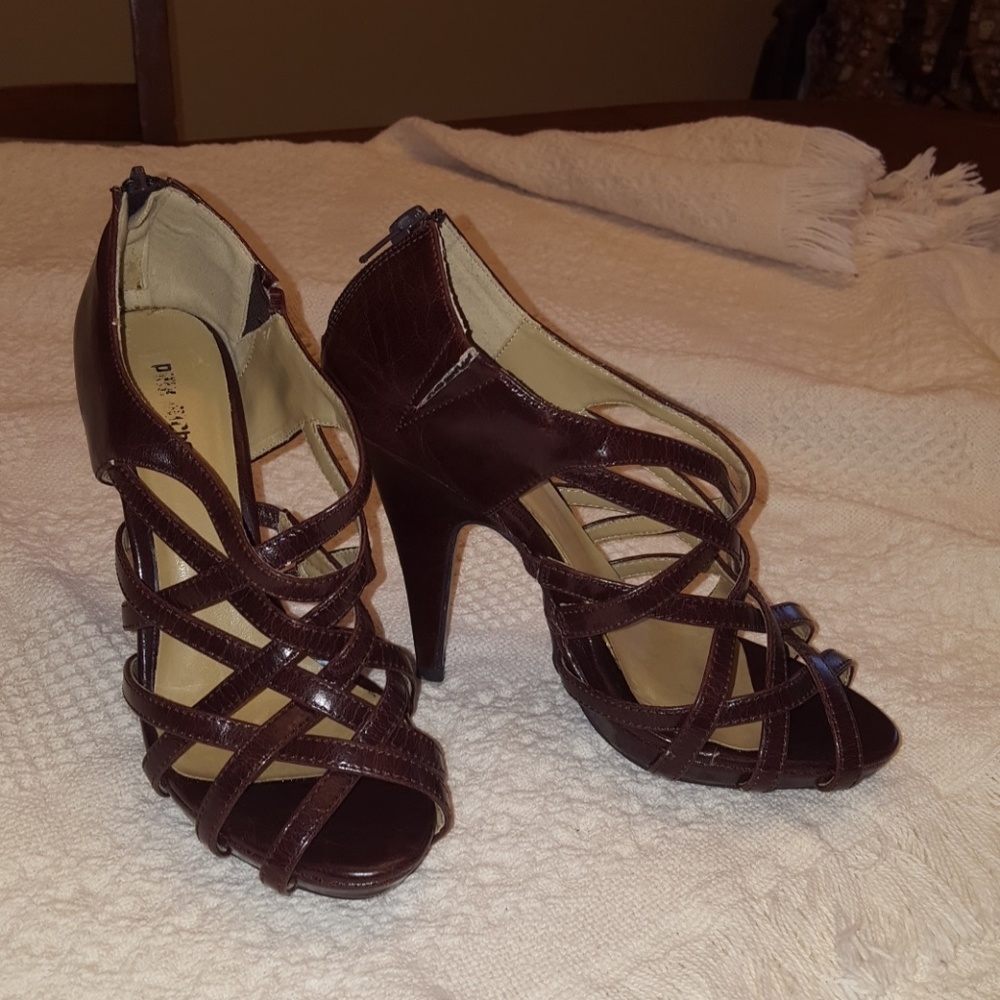Leather Pink Dutchess heels