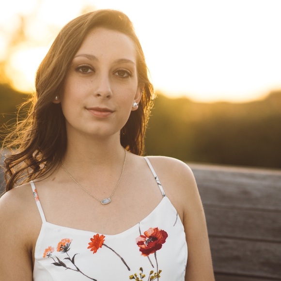 Meet your Posher, Chrislyn - Picture 1 of 1