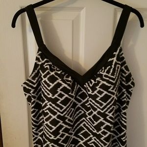 Apt 9 Tankini top only, 18W, black & white, NWOT