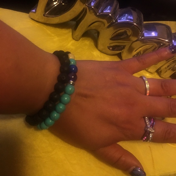 REAL TURQUOISE GENUINE GEMSTONES CHAKRA BRACELET - Picture 5 of 6