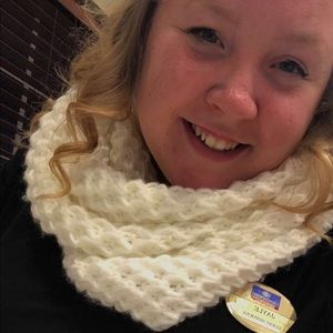 Meet your Posher, Jayle