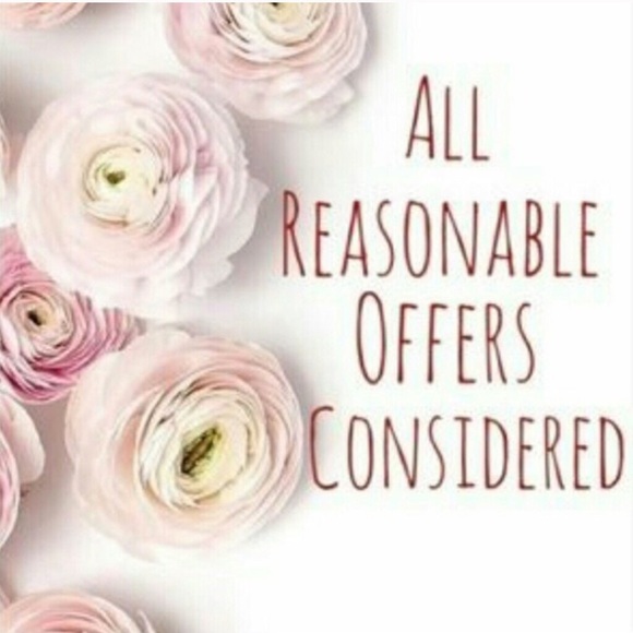 Reasonable offers considered! 🌸🌺 - Picture 1 of 1