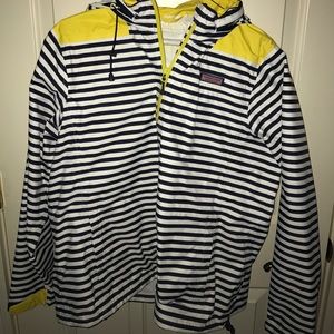 Vineyard Vines hooded pullover rain jacket