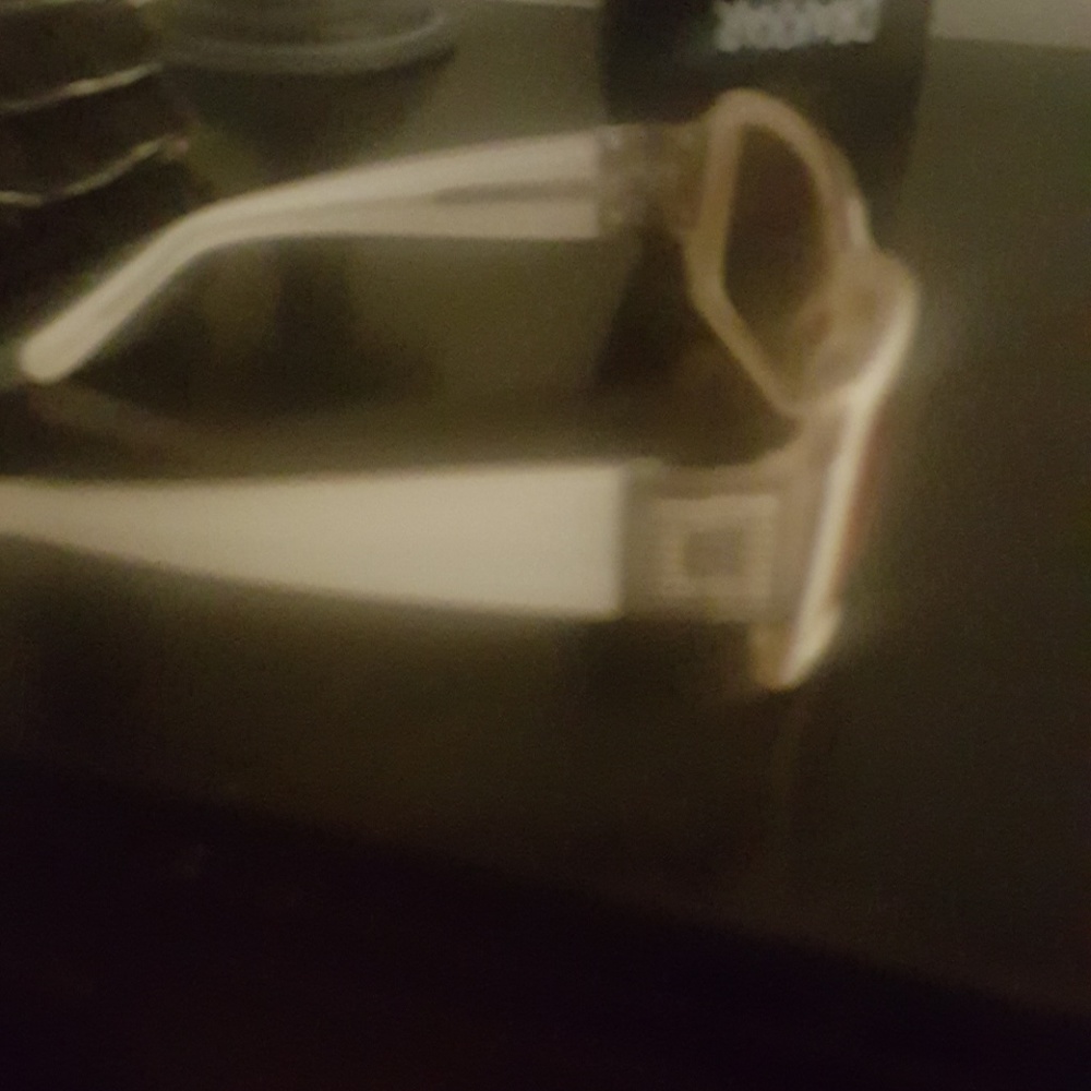 glasses - Picture 2 of 2