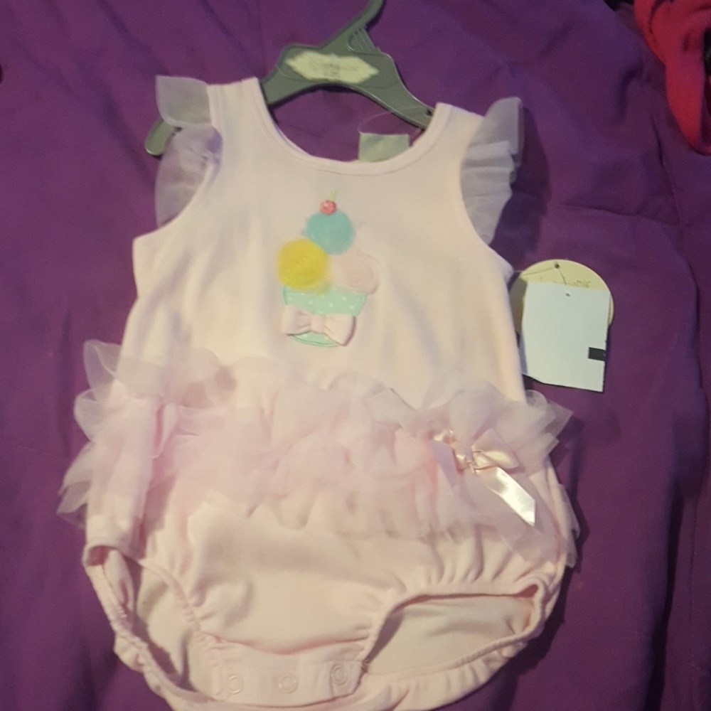 Infant onsie