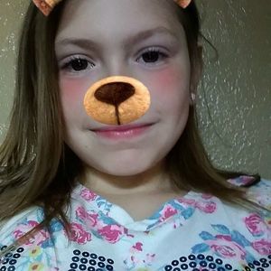 Meet your Posher, Emma j