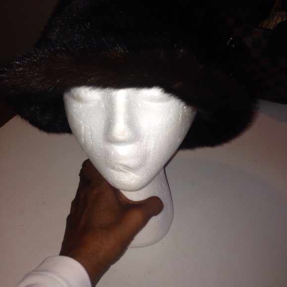 Mink hat main image 7
