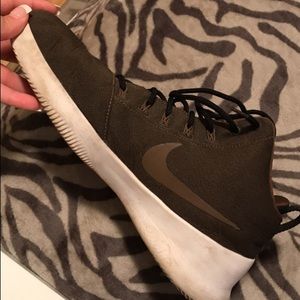 Men's brown sneakers Nike