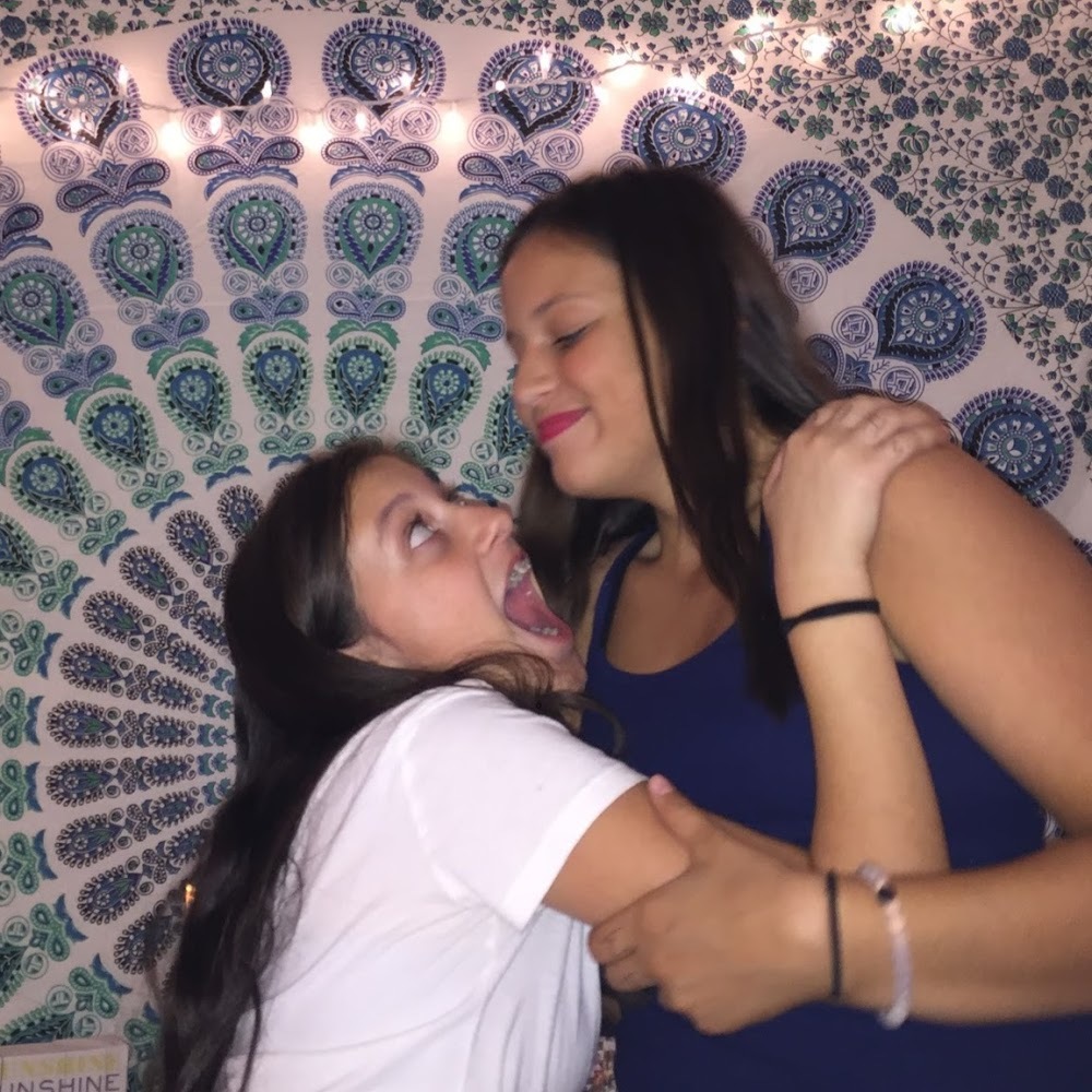 Meet your Posher, Felicia