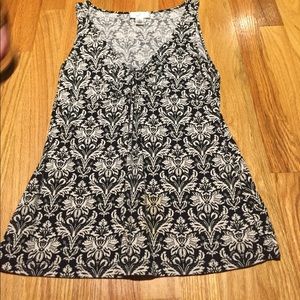 Black and white tank