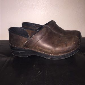 Women's dansko clogs