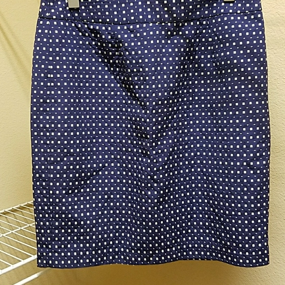 Skirt - Picture 2 of 4