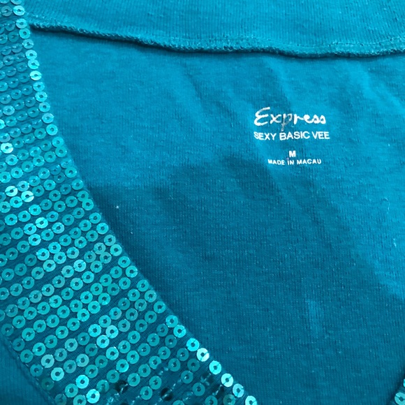 Express sequin-trim V-neck - Picture 2 of 3