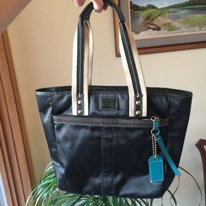 Adorable Coach tote with teal tag