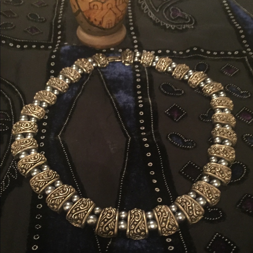 Necklace - Picture 2 of 3