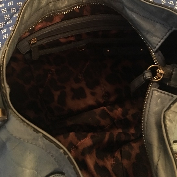 ❗️GENTLY USED, LIKE NEW B. Makowksy Hobo Bag 👛‼️ - Picture 3 of 6