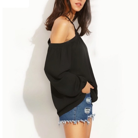 🆕 TINSLEY Chiffon Cold Shoulder Halter Top - Picture 2 of 8