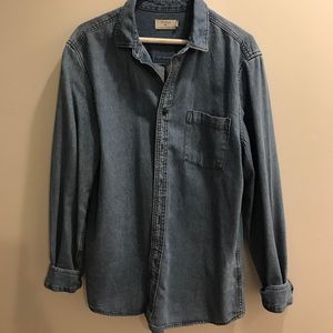 DENIM BUTTON UP