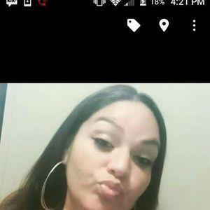 Meet your Posher, Lina