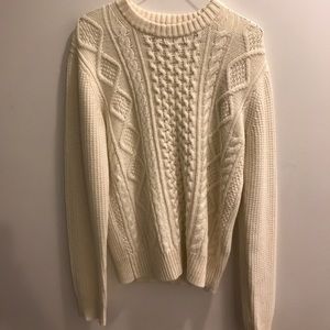 UNIQLO SWEATER