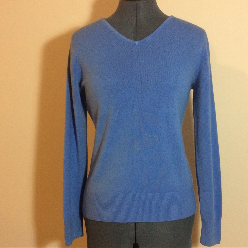 Lightweight V-Neck Sweater
