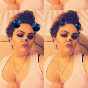 Meet your Posher, Karina