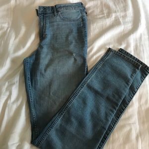 Never Worn Hollister Skinny Jeans