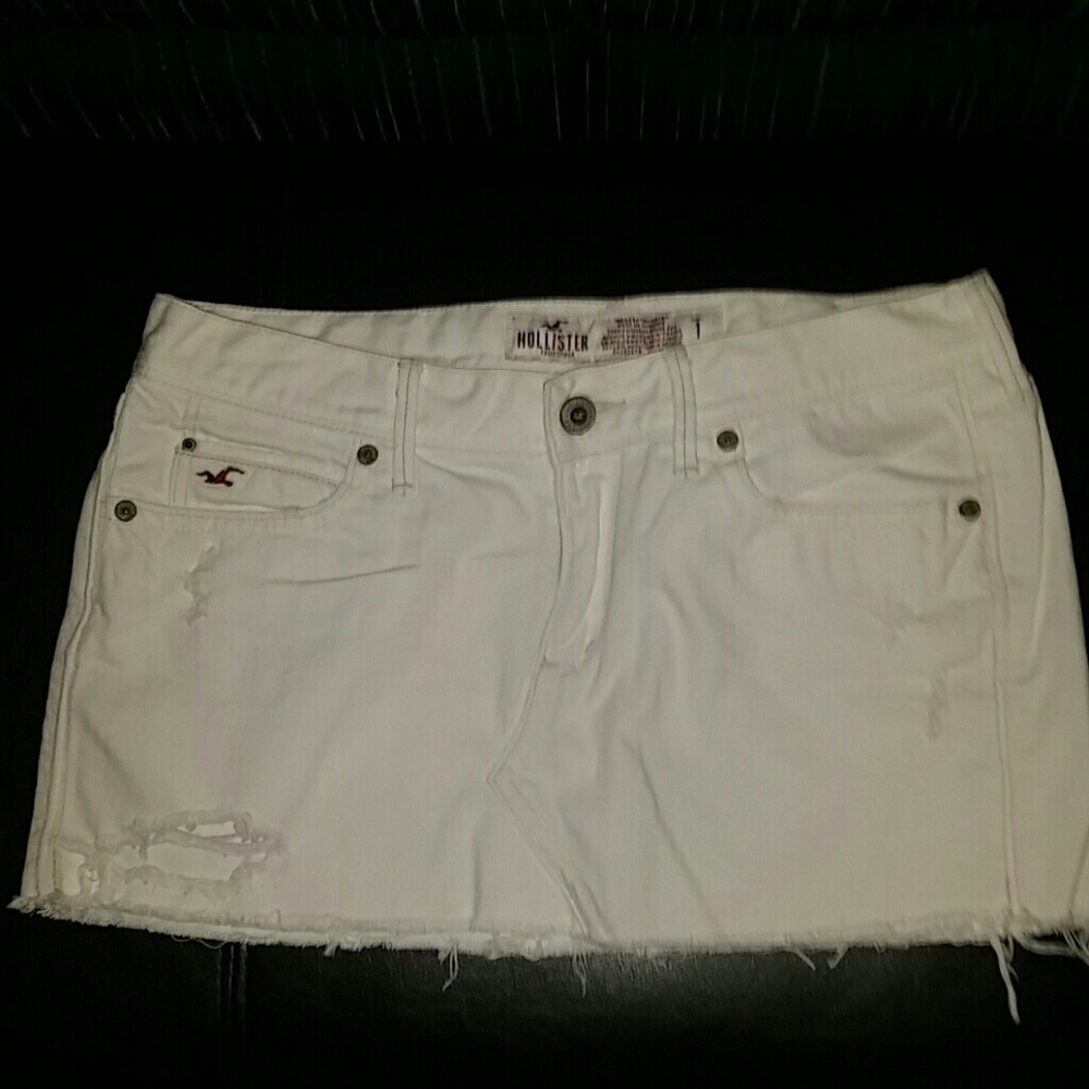 White Hollister mini skirt