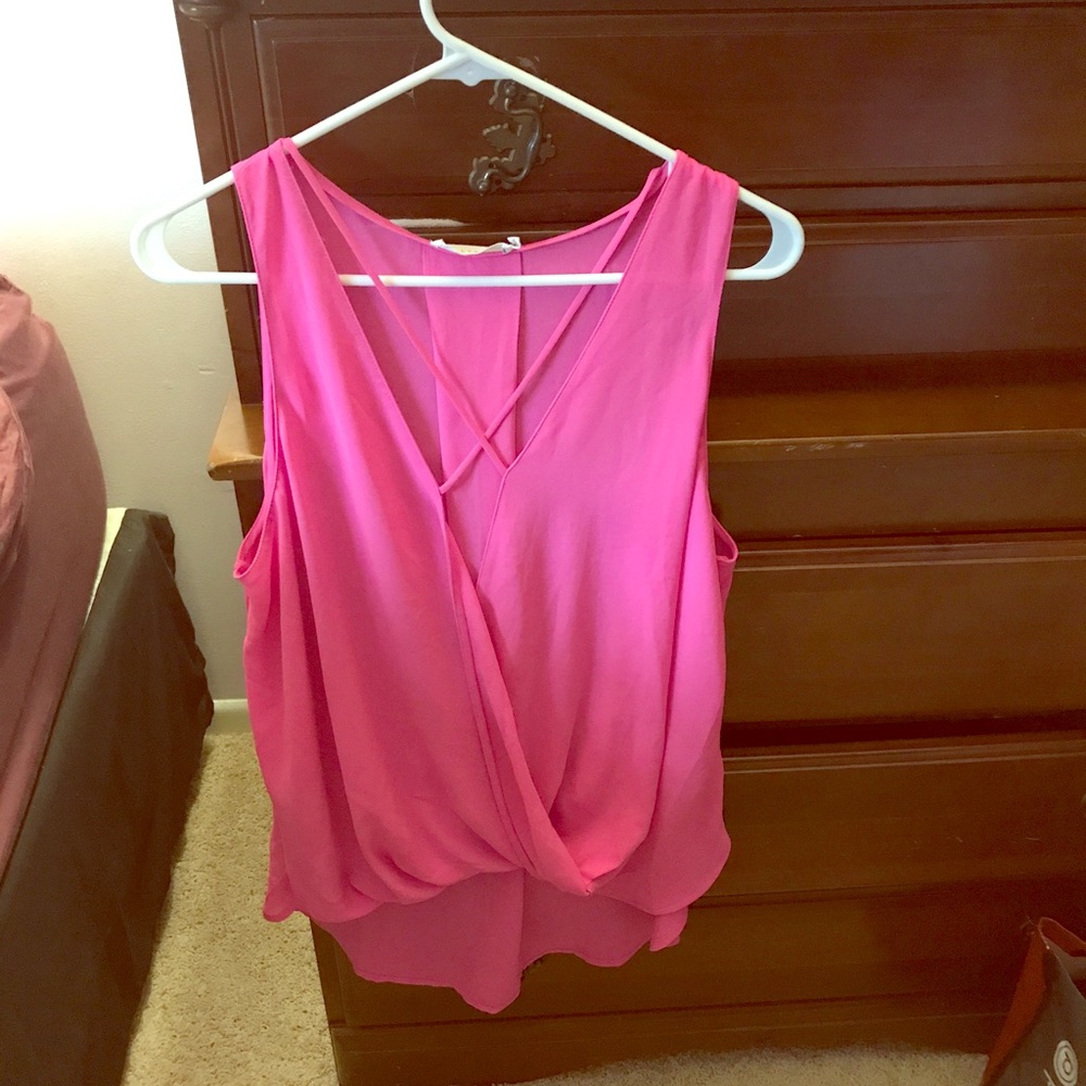Pink Lush top! Size Medium! Worn once! 🔥