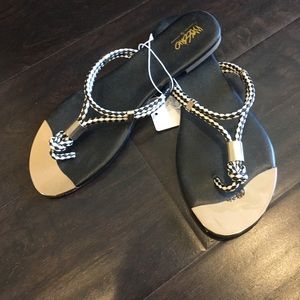 CUTE summer flip flops!