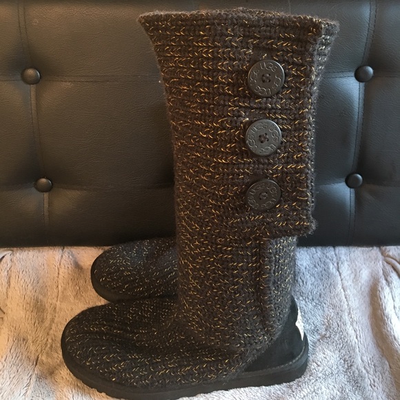 Ugg boots - Picture 2 of 5
