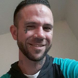 Meet your Posher, Dustin