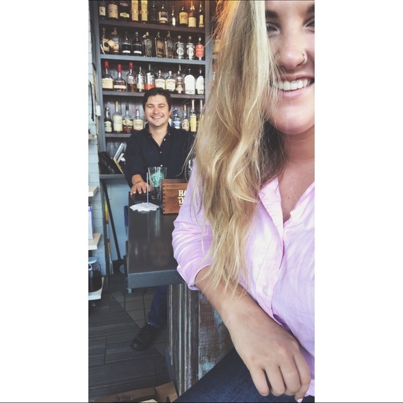 Meet your Posher, Micaela - Picture 4 of 5