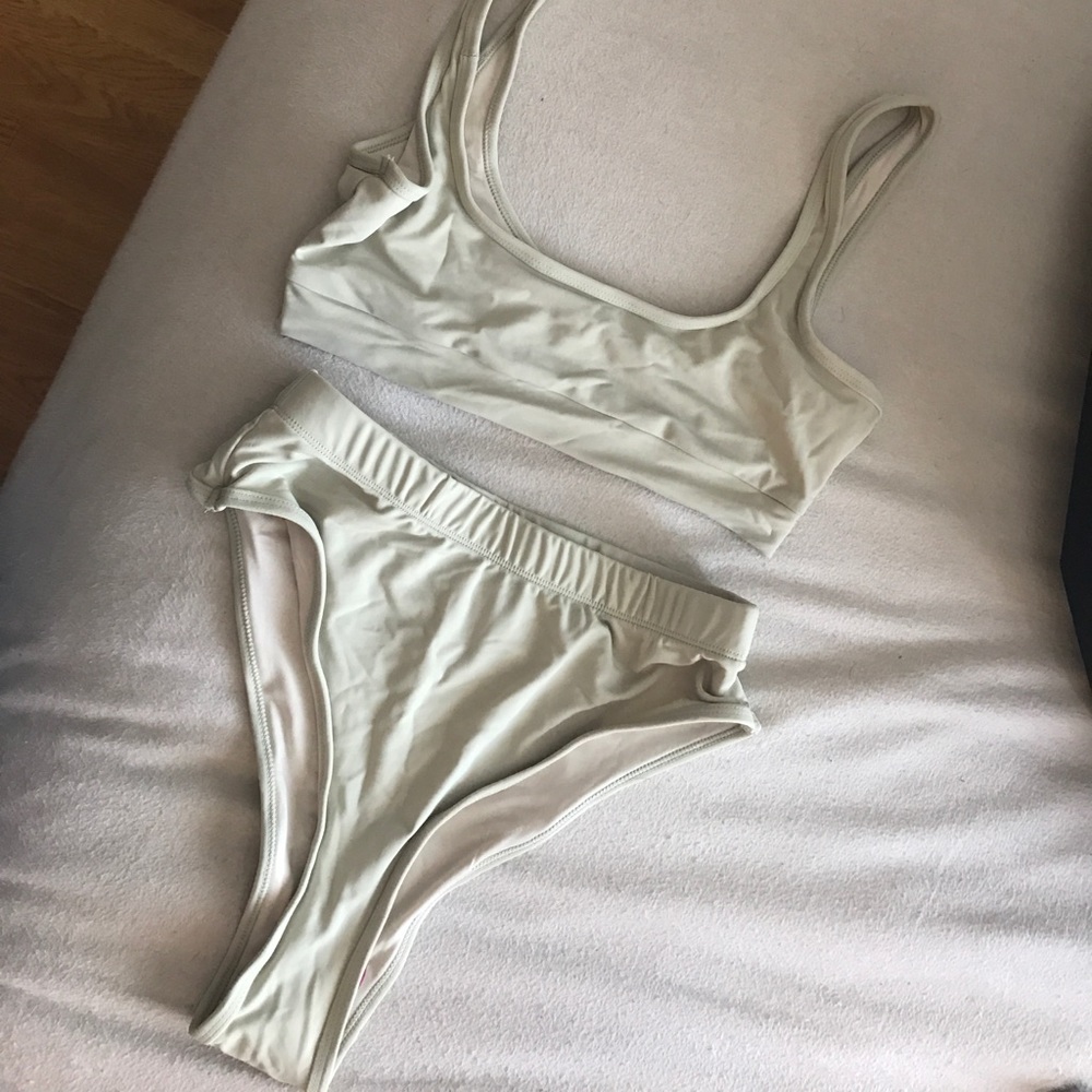 BRAND NEW, Trending high waisted swim suit set