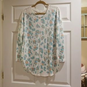 Boutique size small top