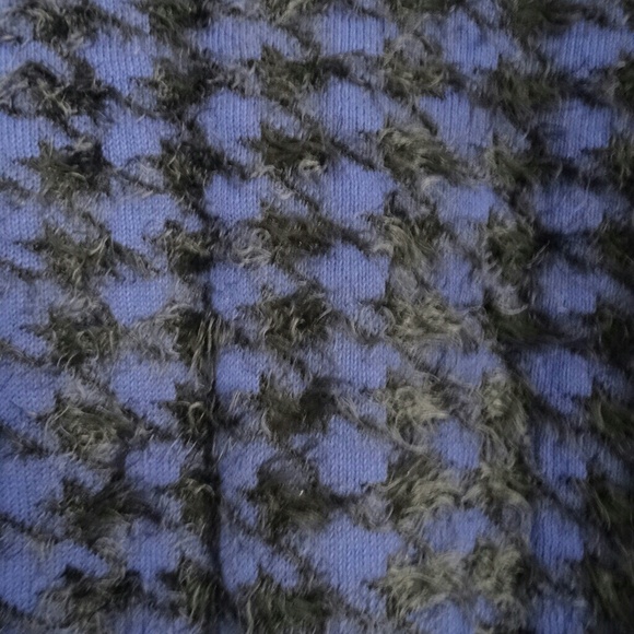 BCBGeneration Navy Ribbed Sweater - Picture 3 of 5