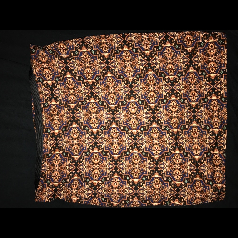 Patterned skirt