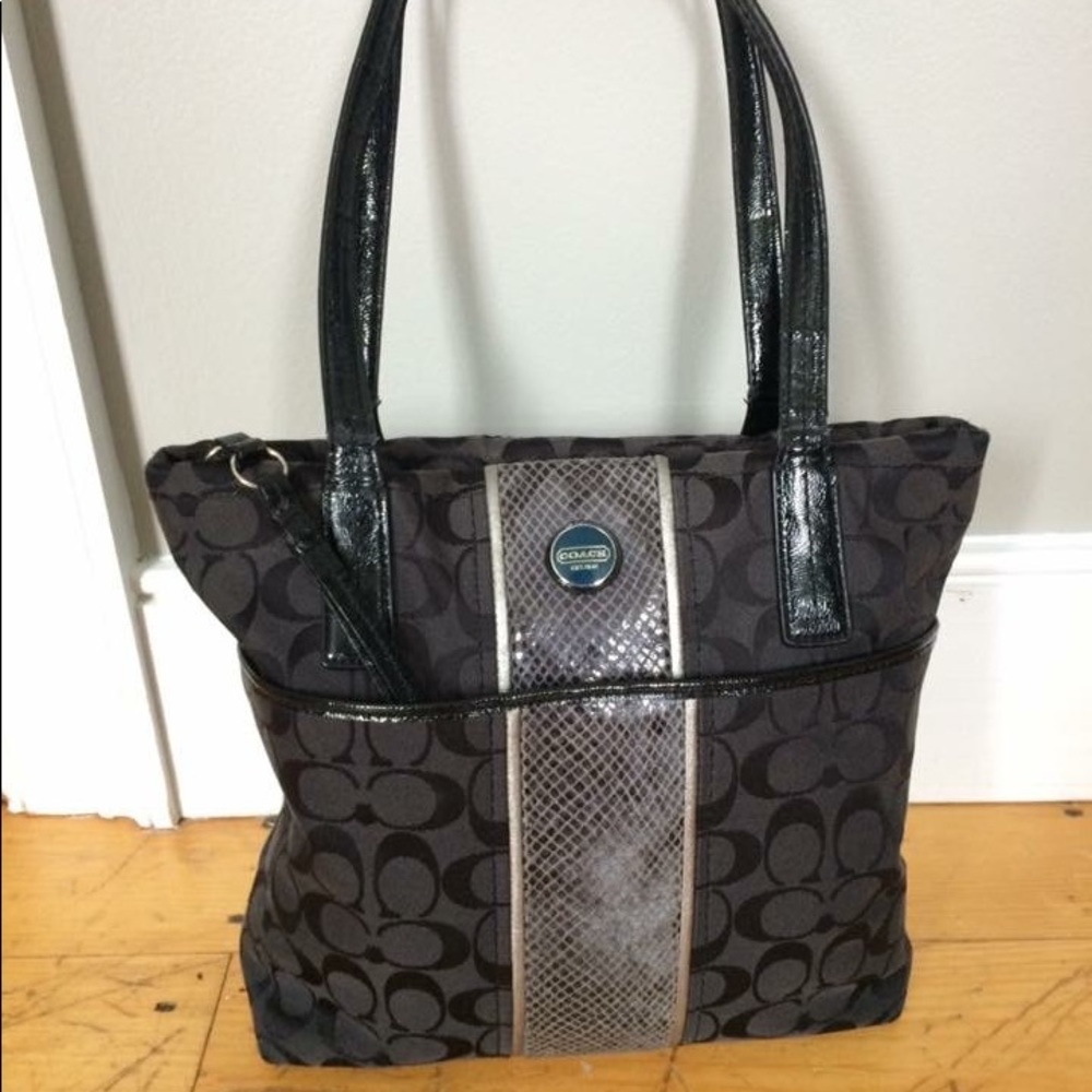 Coach Purse!!