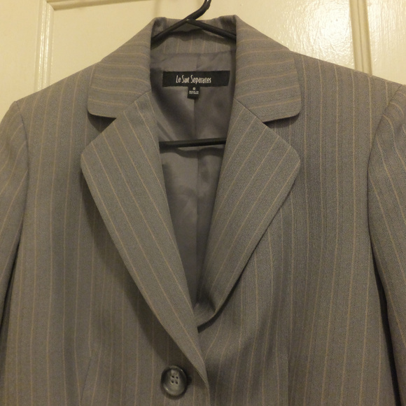 Gray Blazer with Cream and Gray Pinstripes - Picture 2 of 8